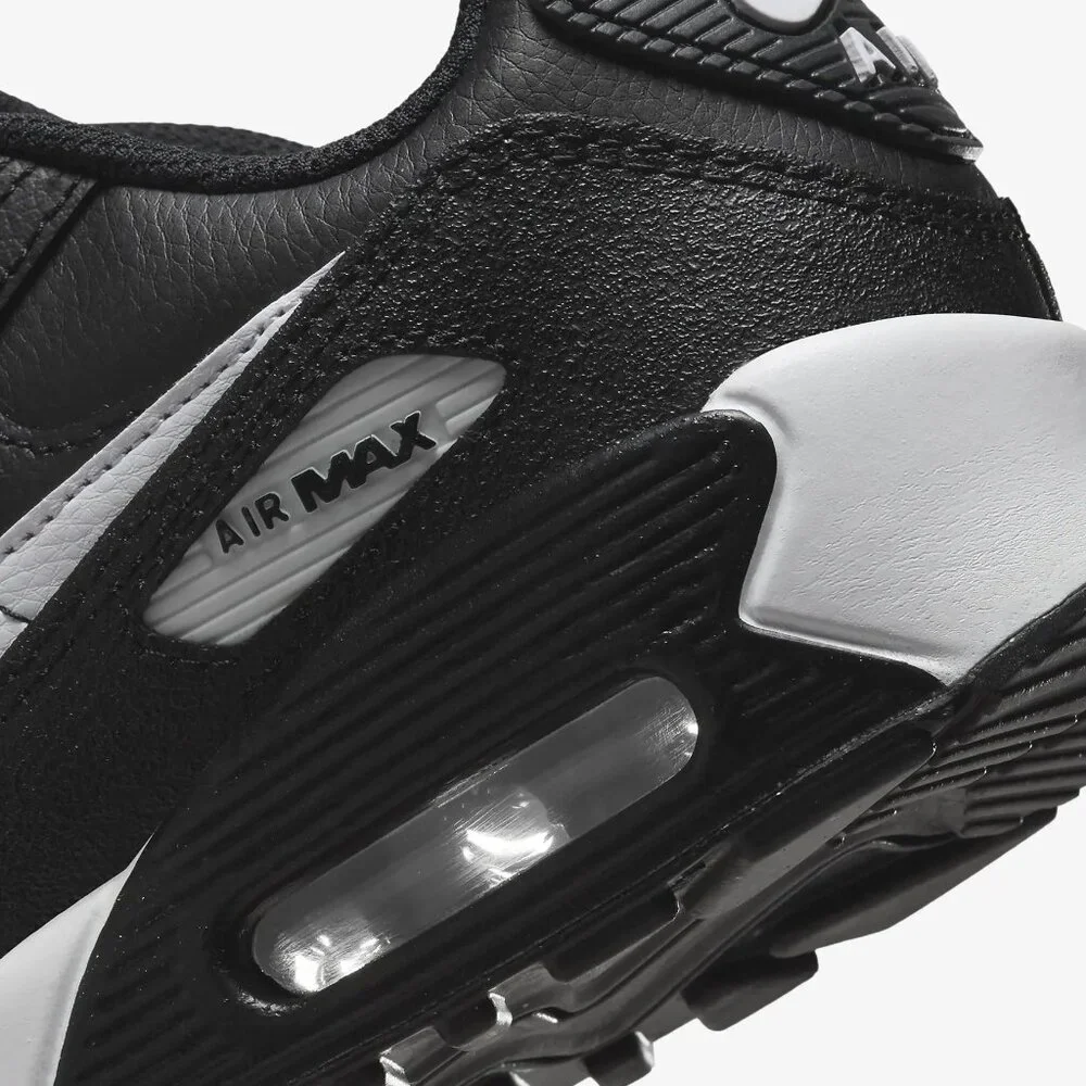 NWT Nike Kids' Grade School Air Max 90 Shoes - Picture 6 of 15